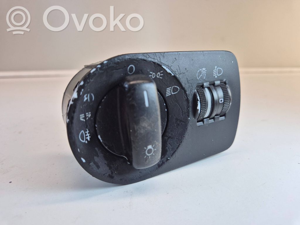 Audi A3 S3 8P Light switch 