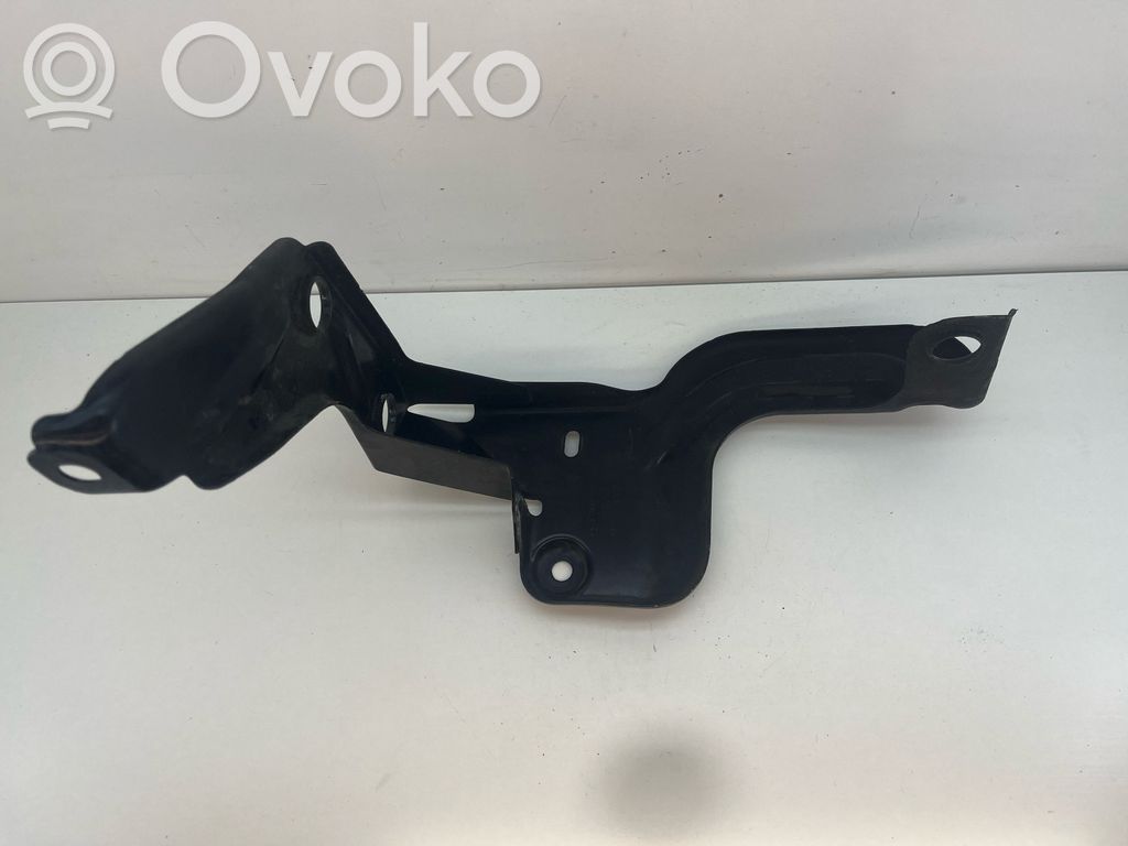 Audi A6 S6 C6 4F Intercooler pipe mounting bracket 