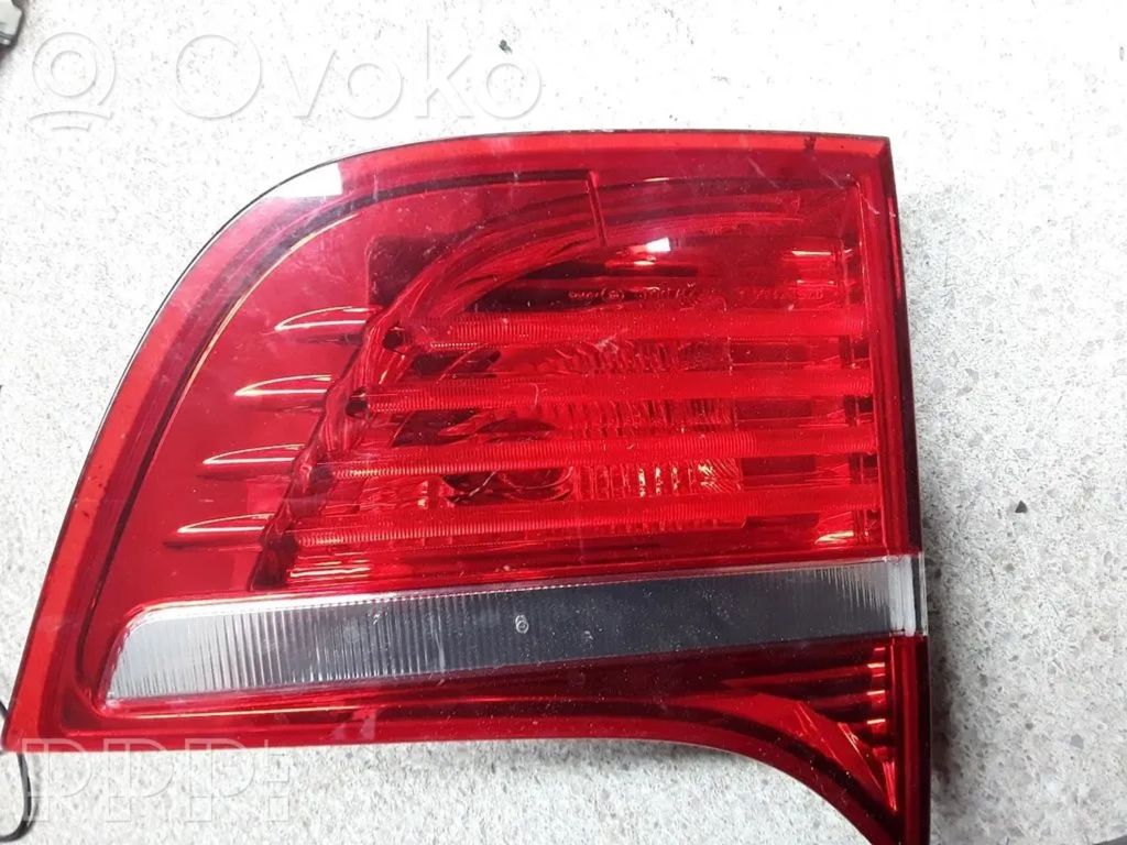 Tailgate rear/tail lights   7179987