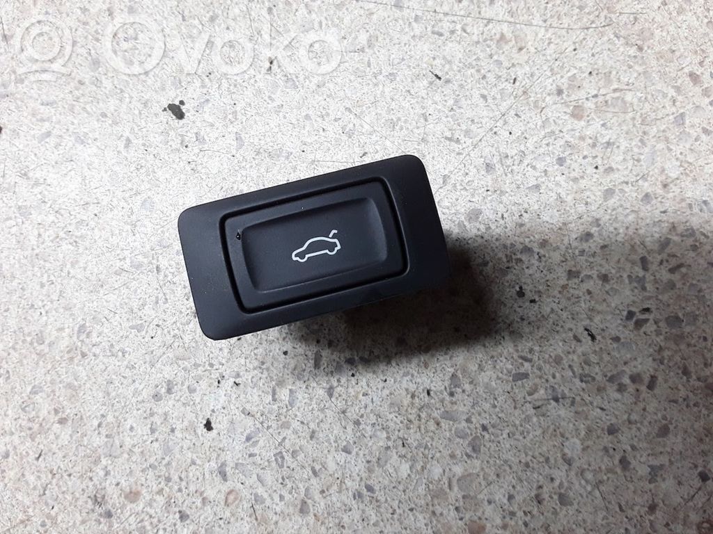 Tailgate/boot open switch button   4G0959831C