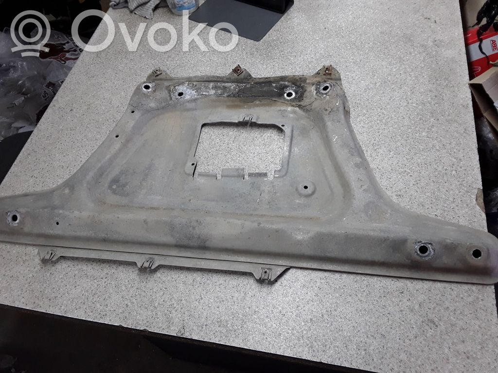 BMW 3 E46 Variklio dugno apsauga 