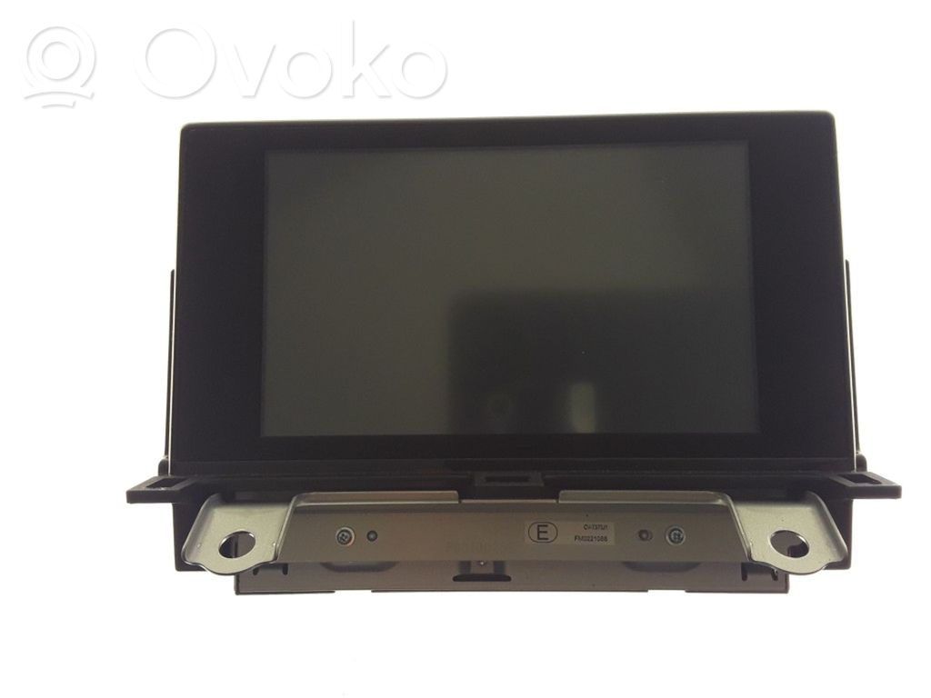 Lexus CT 200H Radio/CD/DVD/GPS head unit 