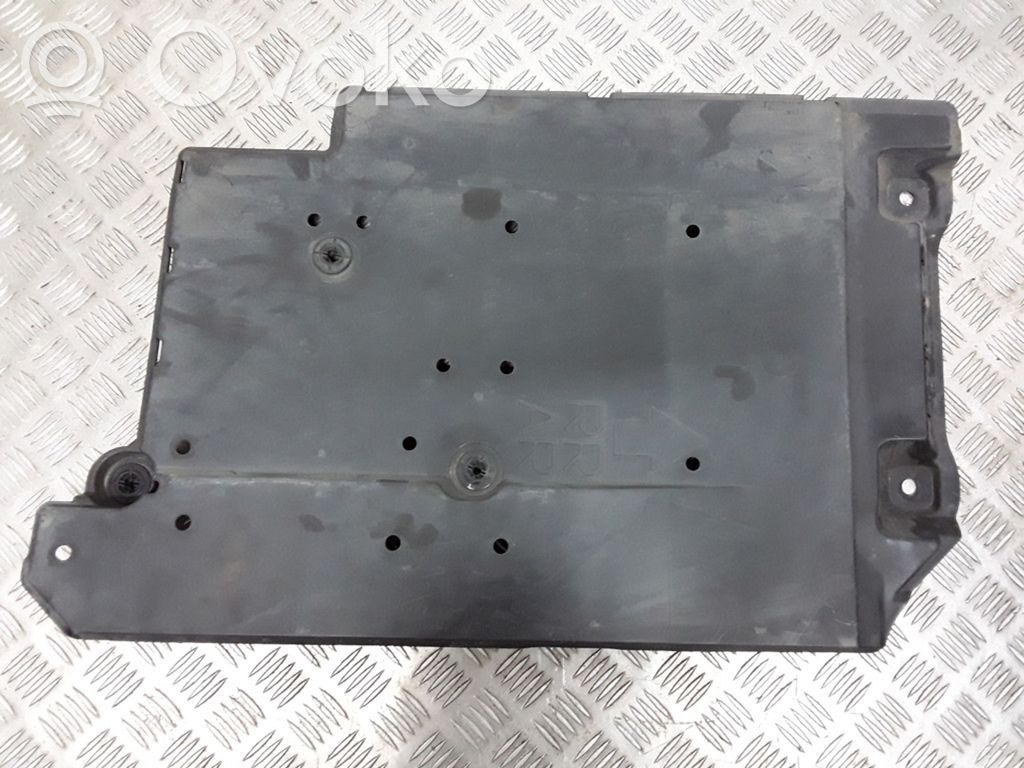 Lexus CT 200H Placa protectora del centro/medio 