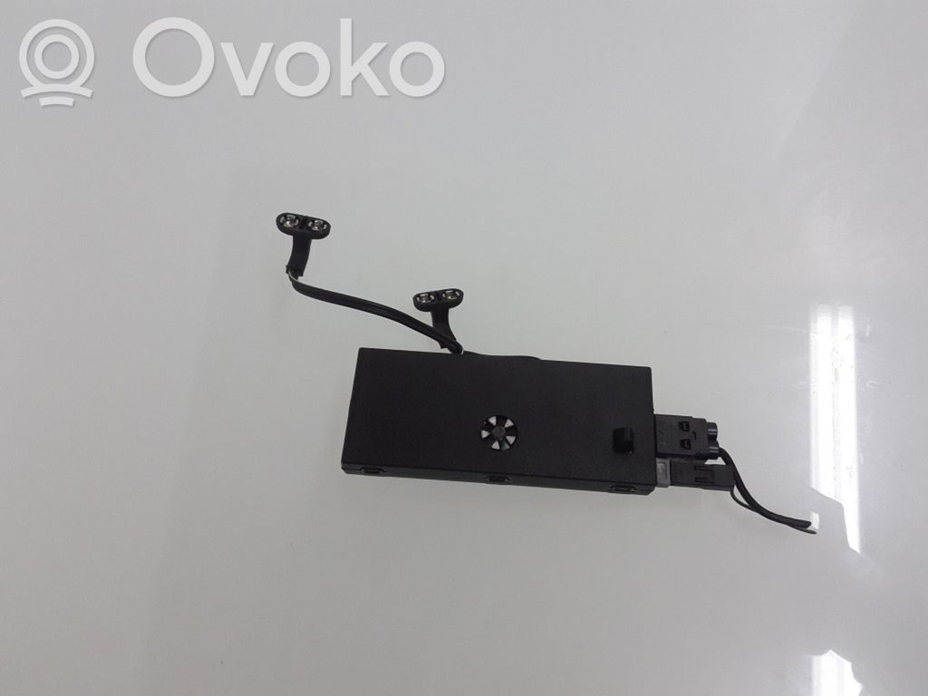 Volvo S80 Pystyantennivahvistin 