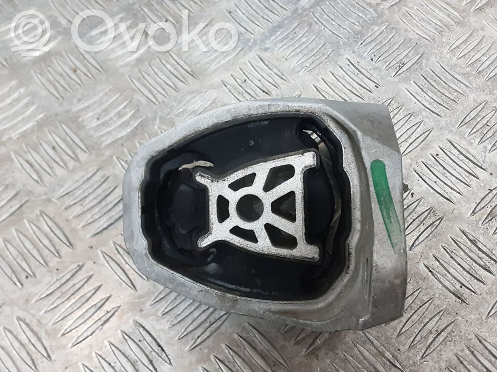 Engine mount bracket   31339953