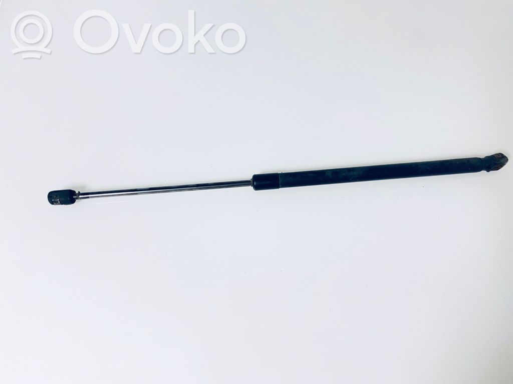 Audi A2 Tailgate/trunk strut/damper 