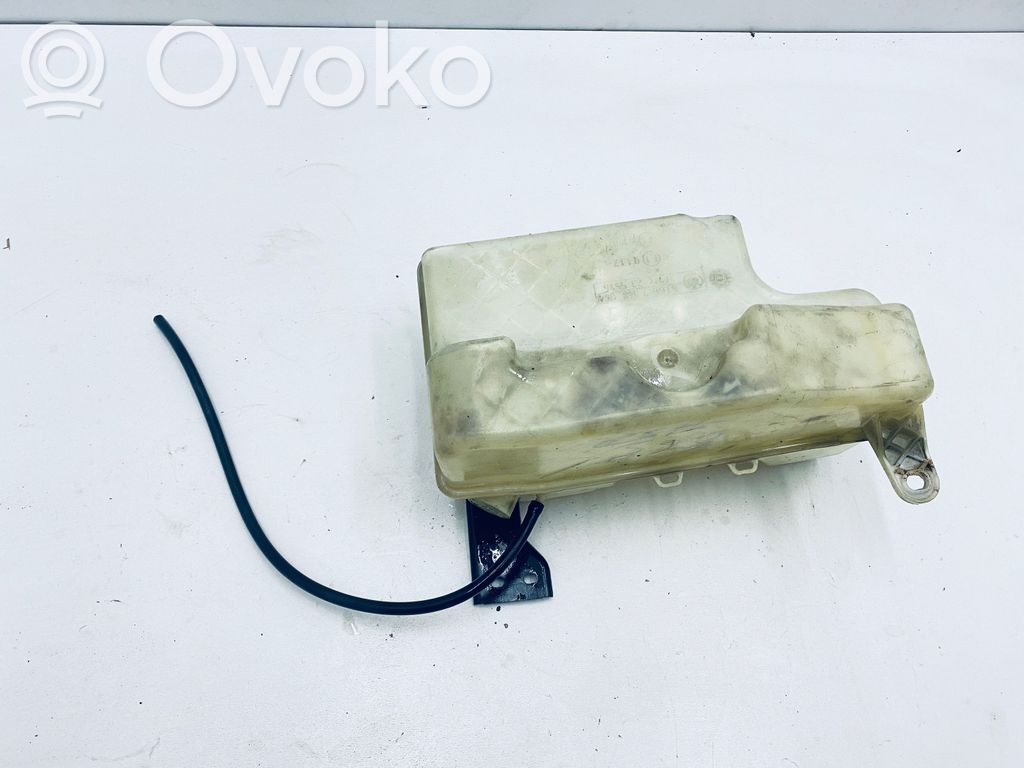 BMW 7 E65 E66 Logu šķidruma tvertne 