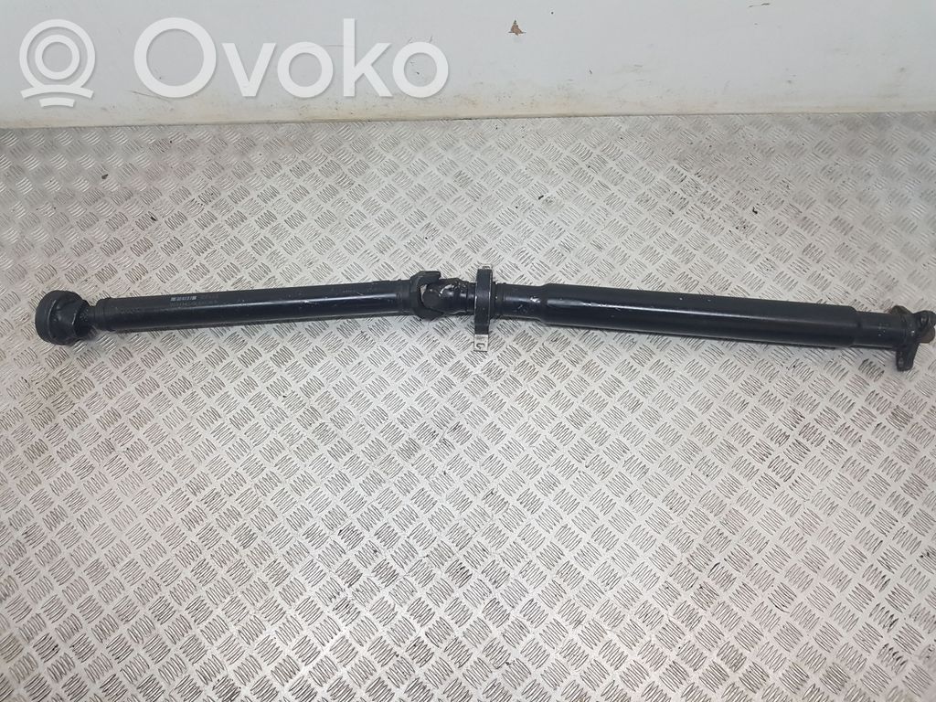 BMW 5 E60 E61 Kardanas komplekte 