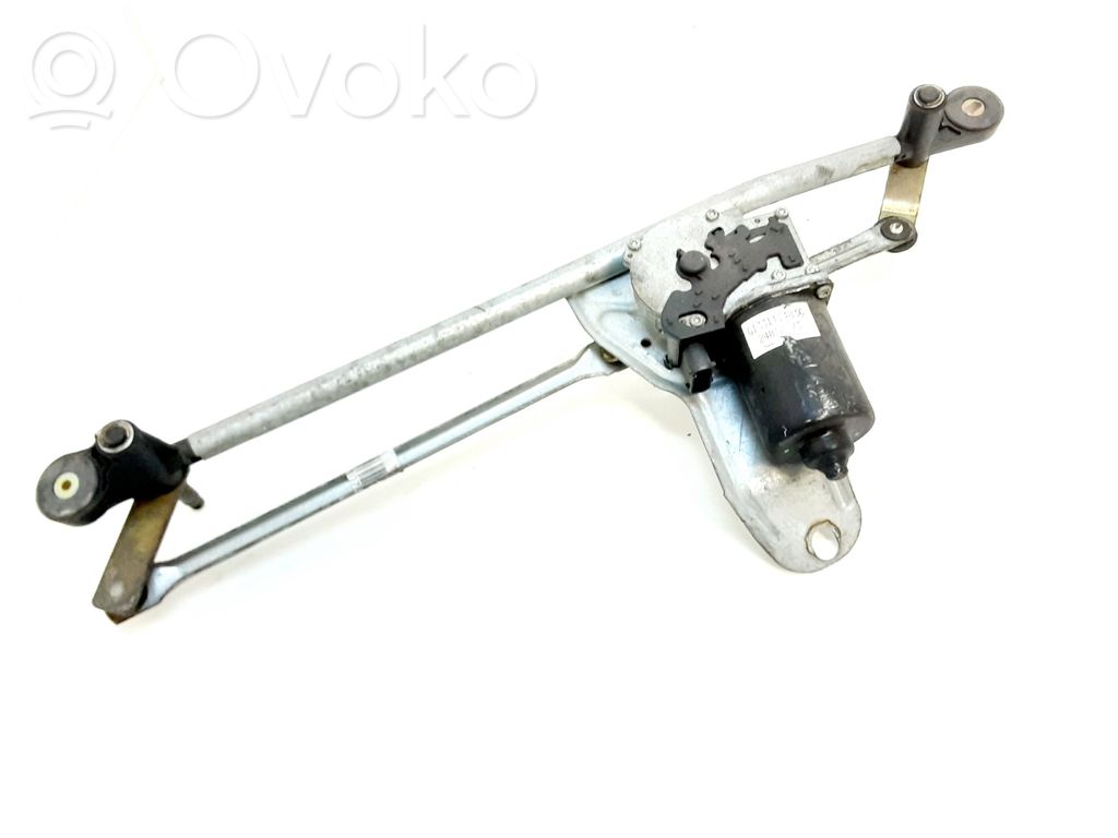 BMW X5 E53 Front wiper linkage and motor 