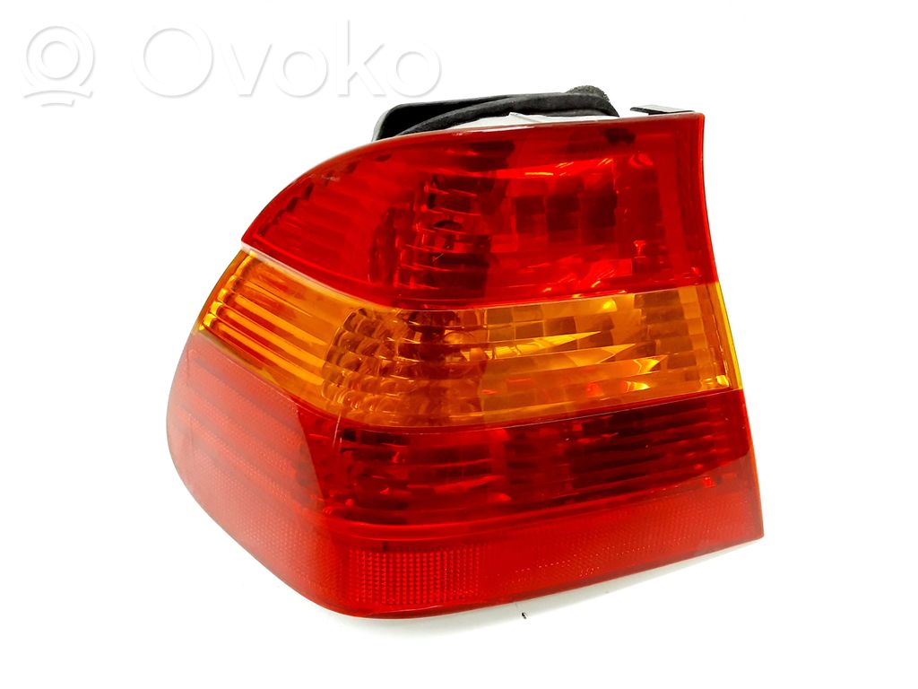 BMW 3 E46 Aizmugurējais lukturis virsbūvē 