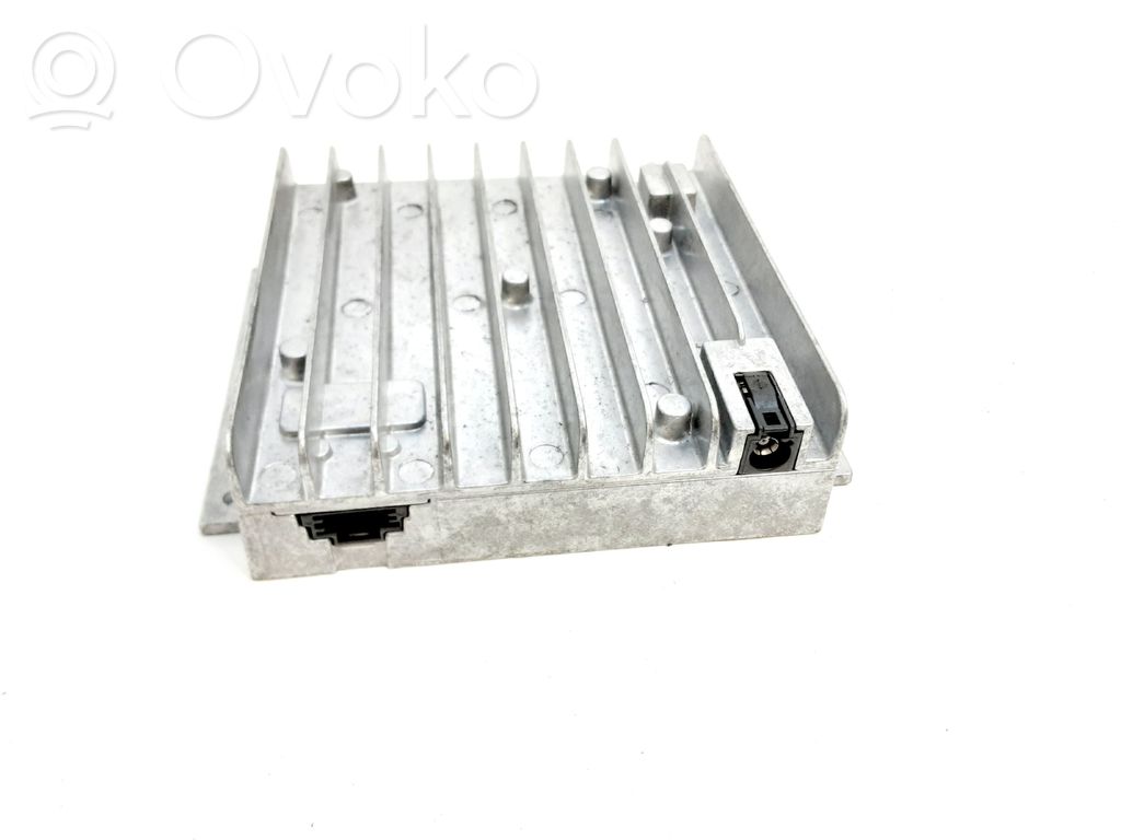 BMW 7 E65 E66 Aerial antenna amplifier 