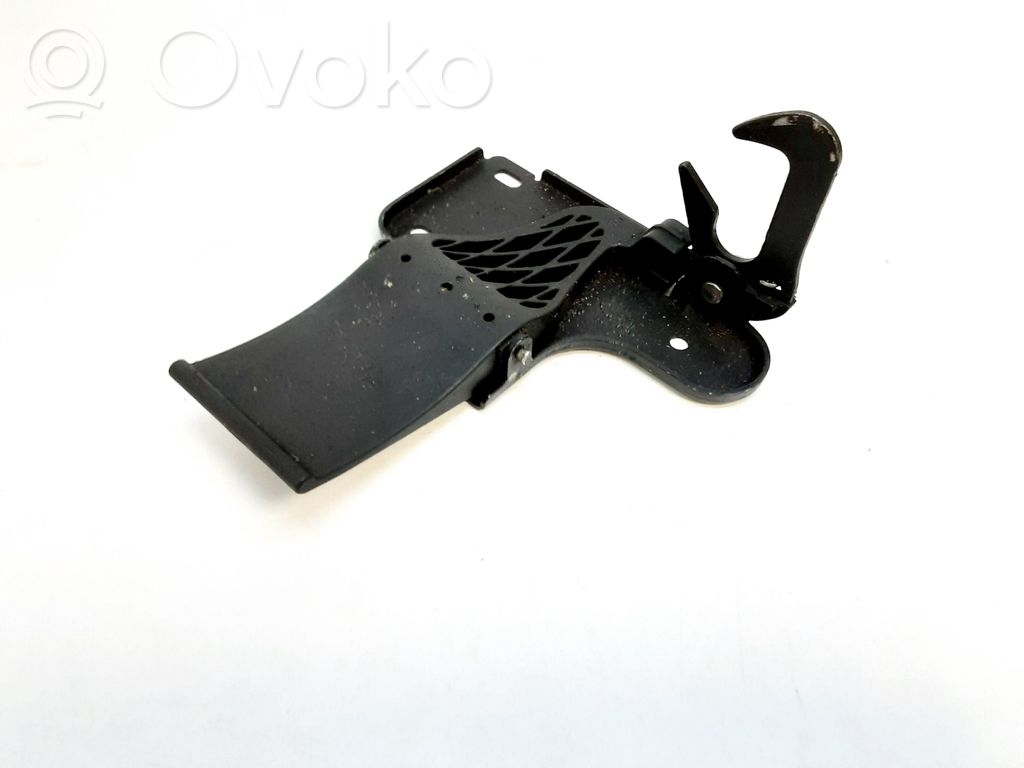 Audi A8 S8 D3 4E Engine bonnet/hood lock/latch loop/hook 