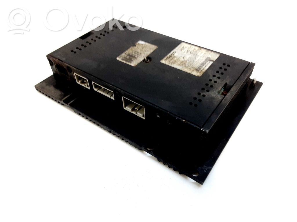Volvo XC90 Sound amplifier 