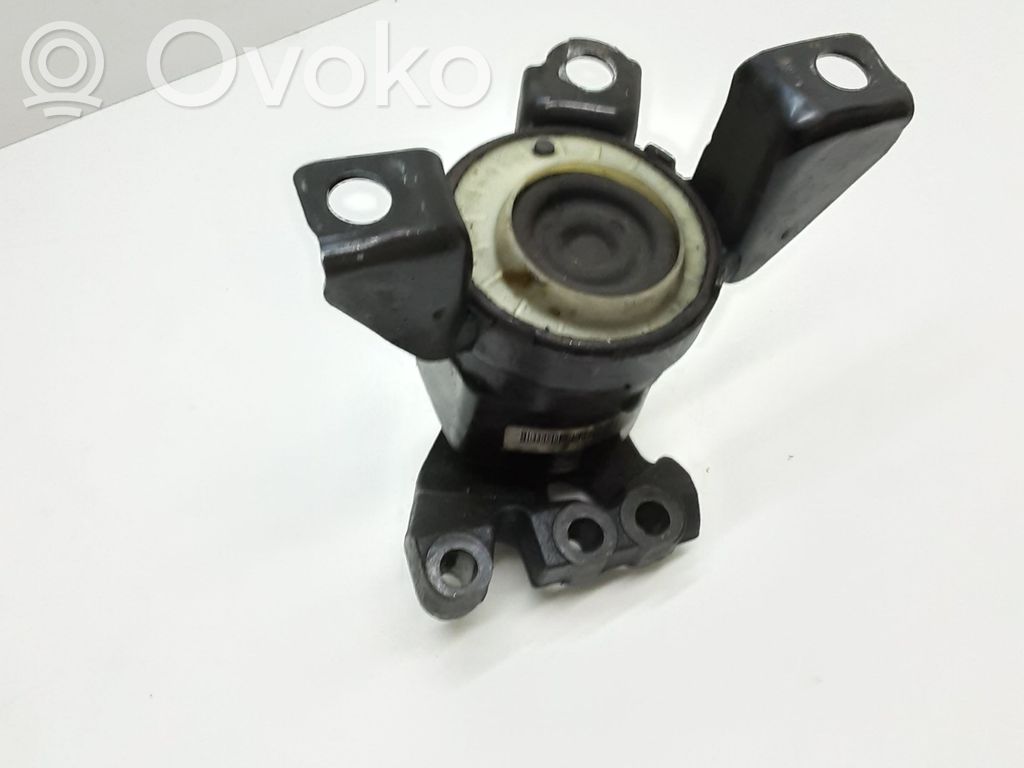 Ford Fusion II Engine mounting bracket 