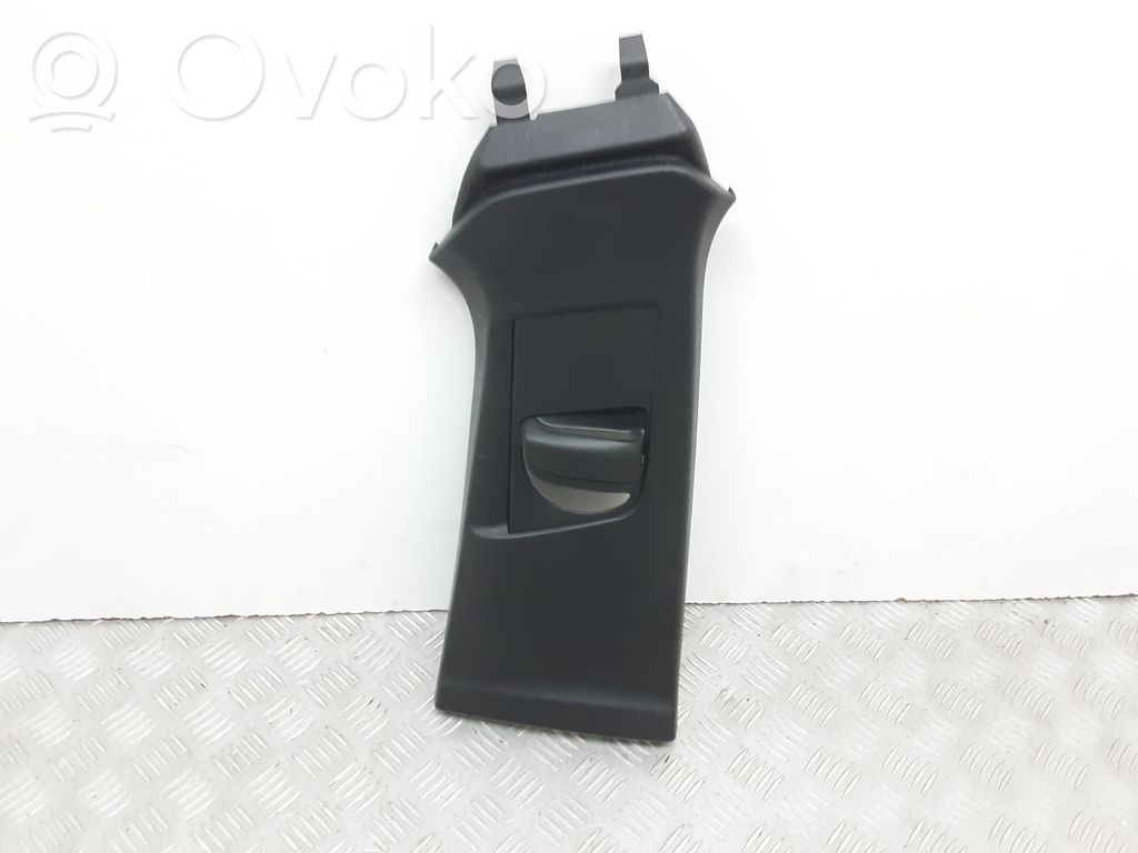 Volvo V40 (B) pillar trim (top) 
