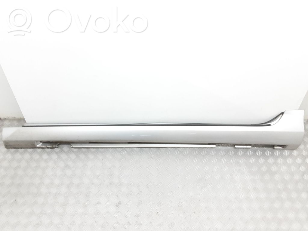 Volvo V60 Slenkstis 