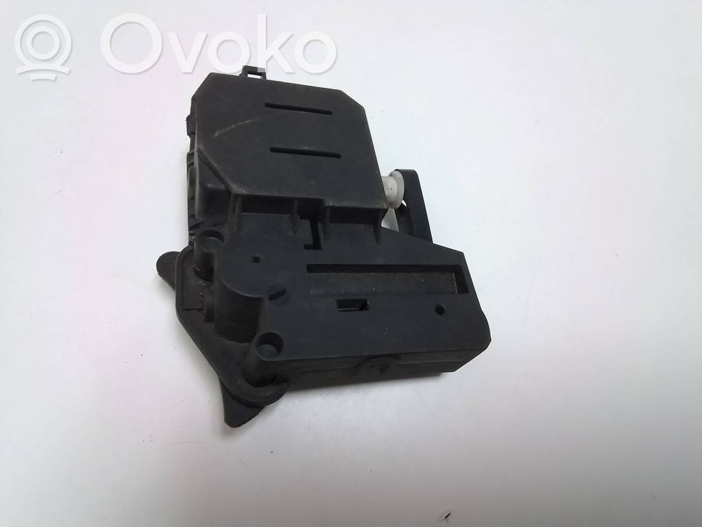 Volvo C30 Fuel tank cap lock 