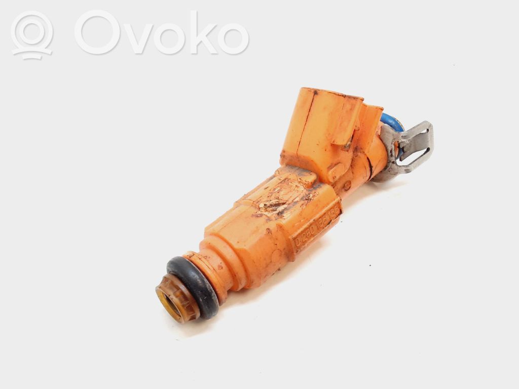 Volvo XC70 Inyector de combustible 
