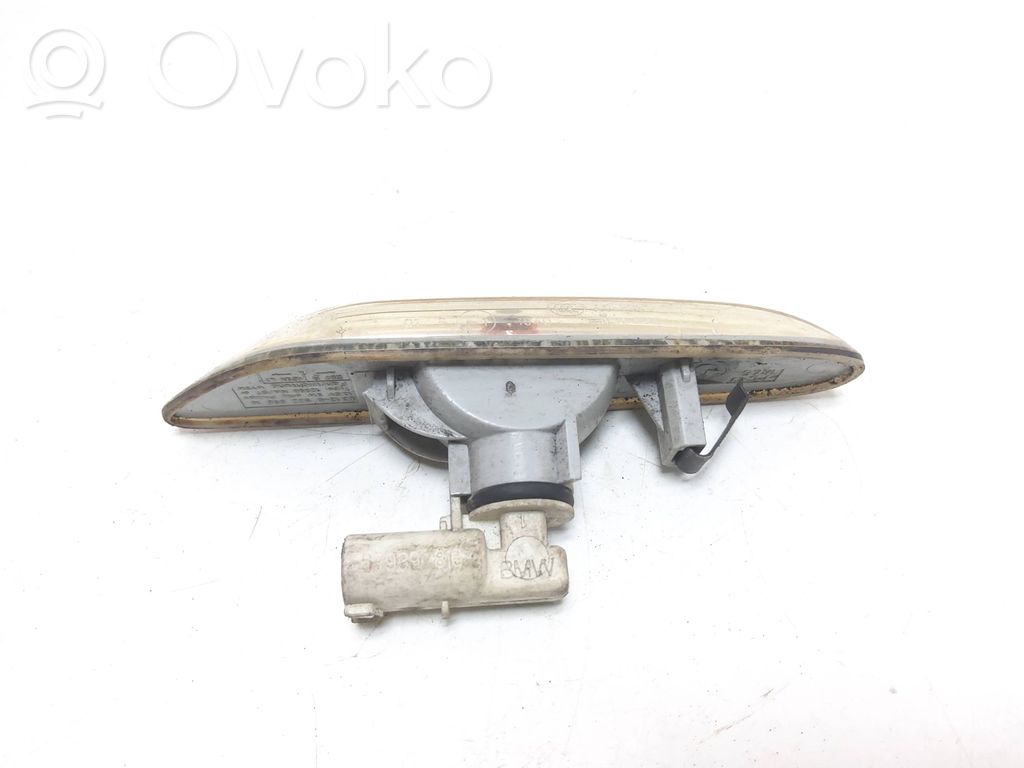 BMW 3 E90 E91 Front fender indicator light 