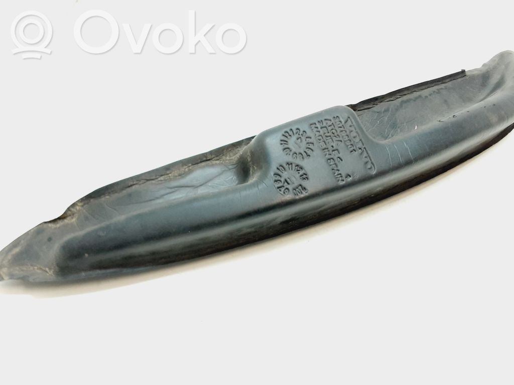 Volvo S80 Putoplastas sparno 
