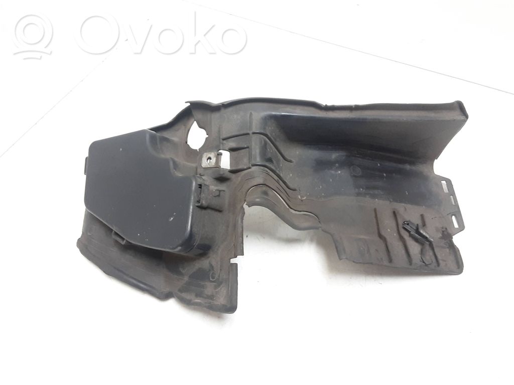 BMW 5 E60 E61 Oro paėmimo kanalo detalė (-ės) 