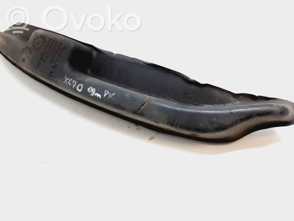 Volvo XC70 Putoplastas sparno 