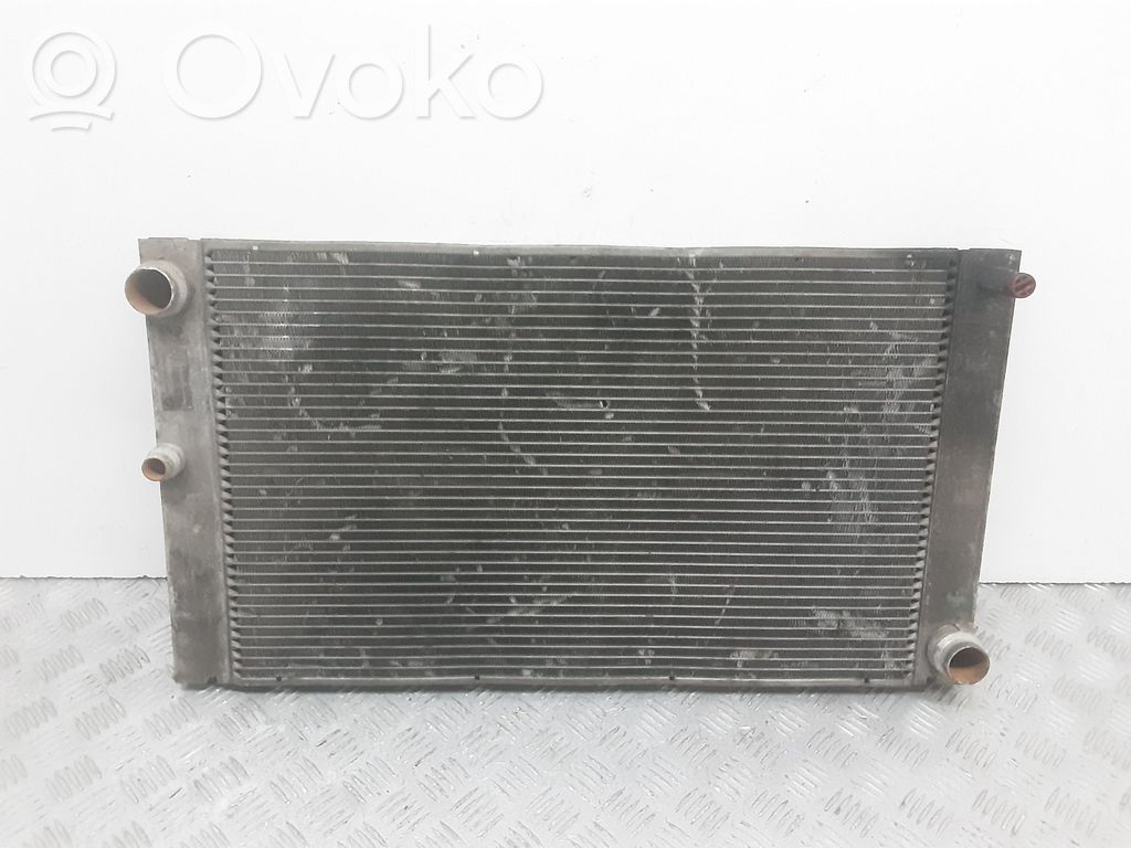 BMW 5 E60 E61 Dzesēšanas šķidruma radiators 