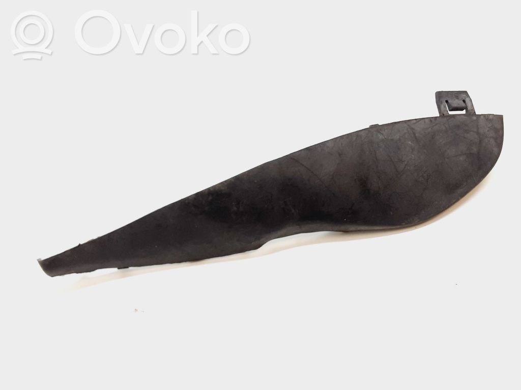 Volvo V70 Fender end trim 