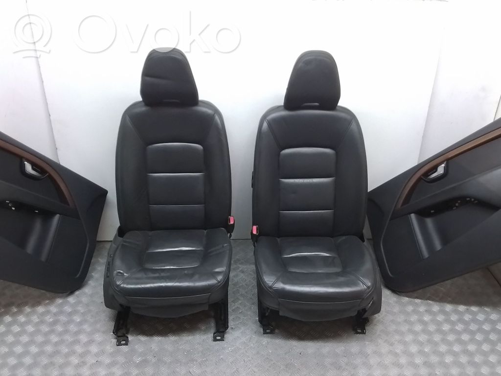Volvo XC70 Interior set 