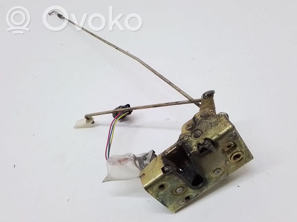 Cerradura de puerta trasera