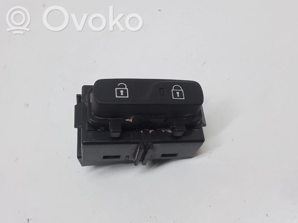 Central locking switch button   31334570