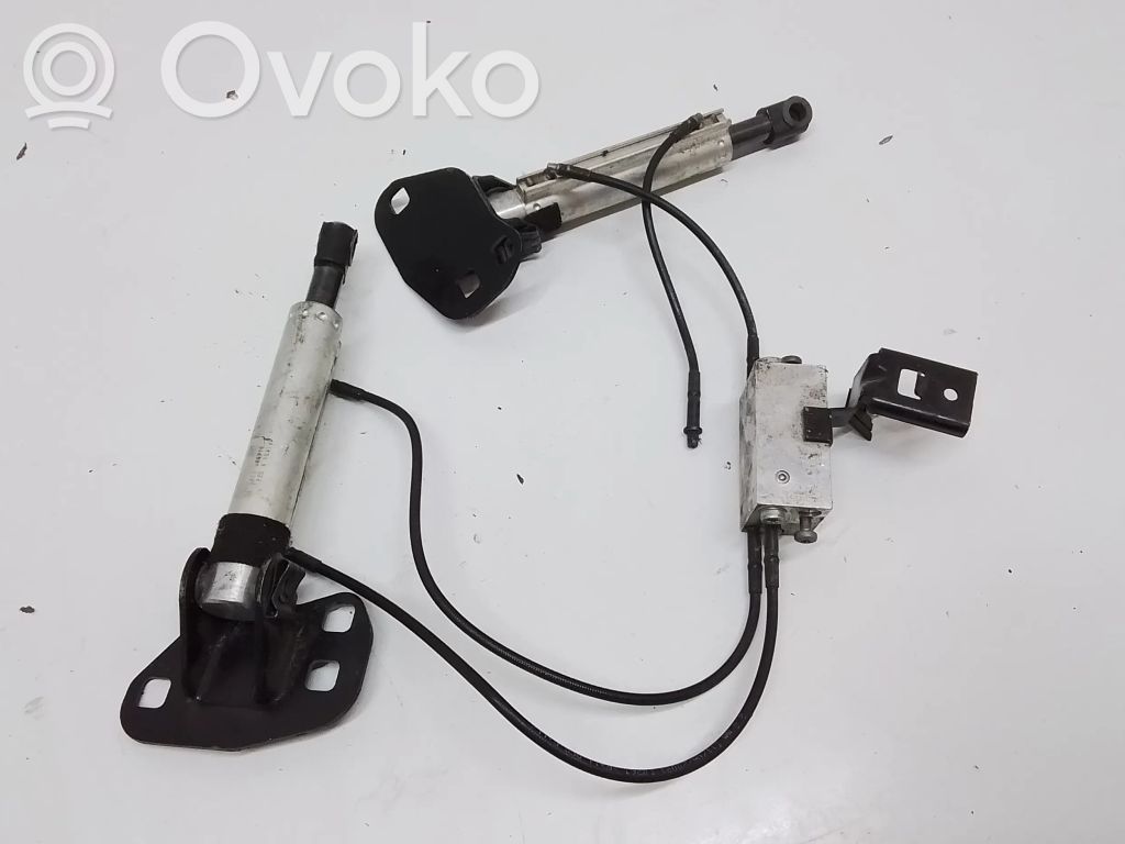 Volvo C70 Avattavan katon lukituksen sylinteri 