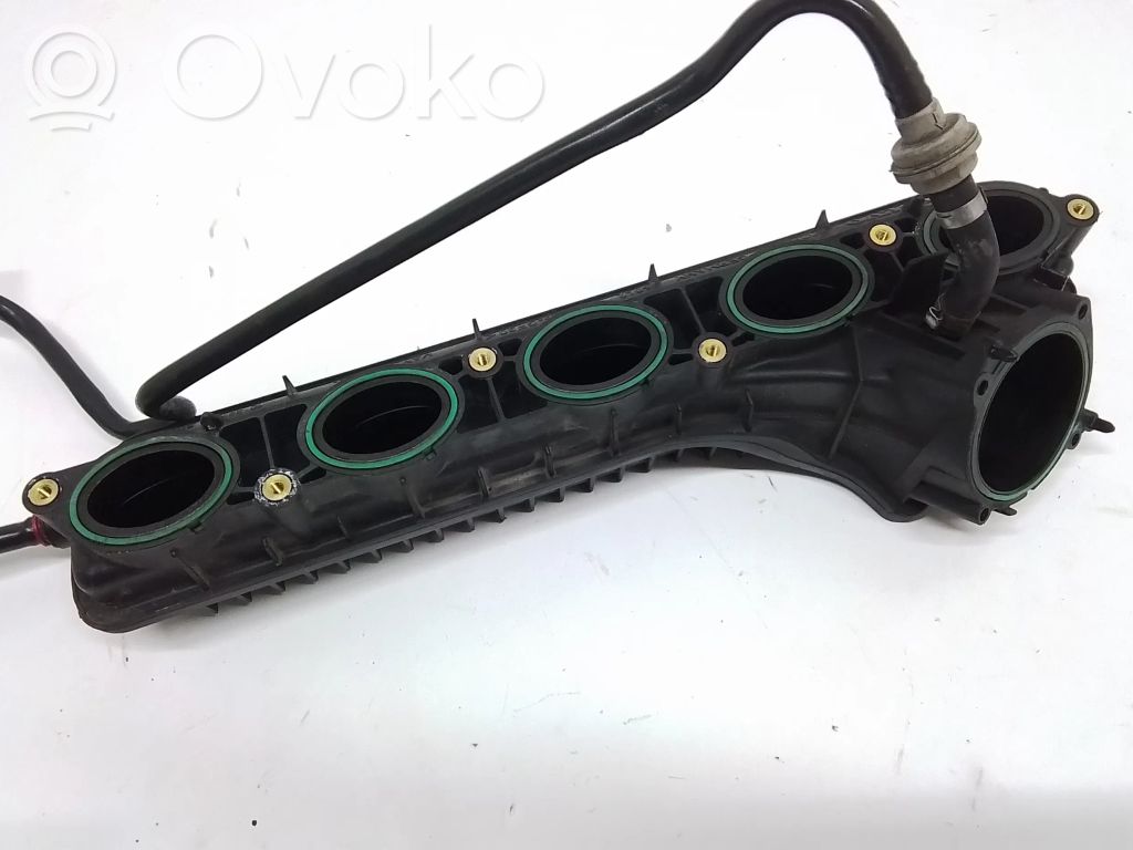 Volvo S60 Colector de admisión 