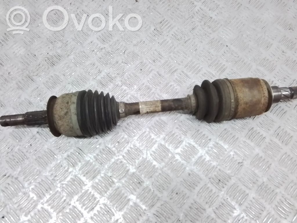 Nissan Navara D40 Półoś przednia 
