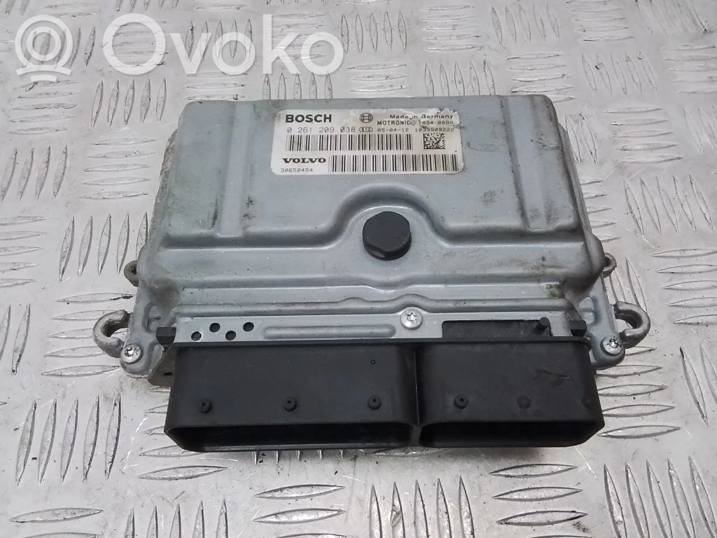 Volvo S40 Engine control unit/module 