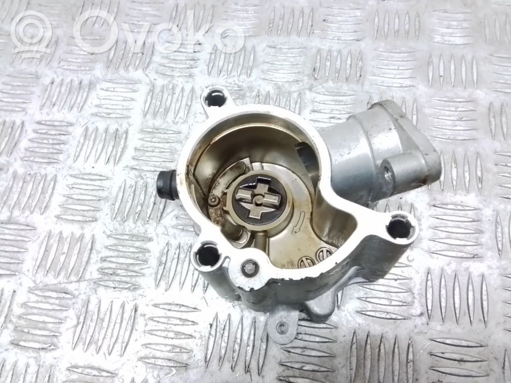 Volvo XC90 Vacuum pump 