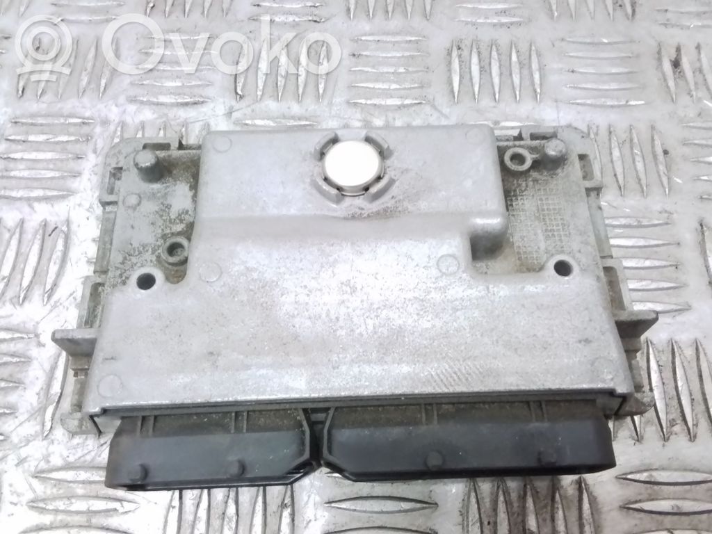 BMW i3 Variklio valdymo blokas 