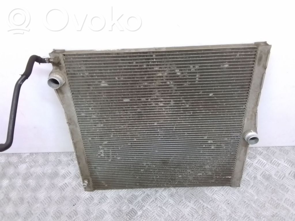 BMW X5 E70 Dzesēšanas šķidruma radiators 