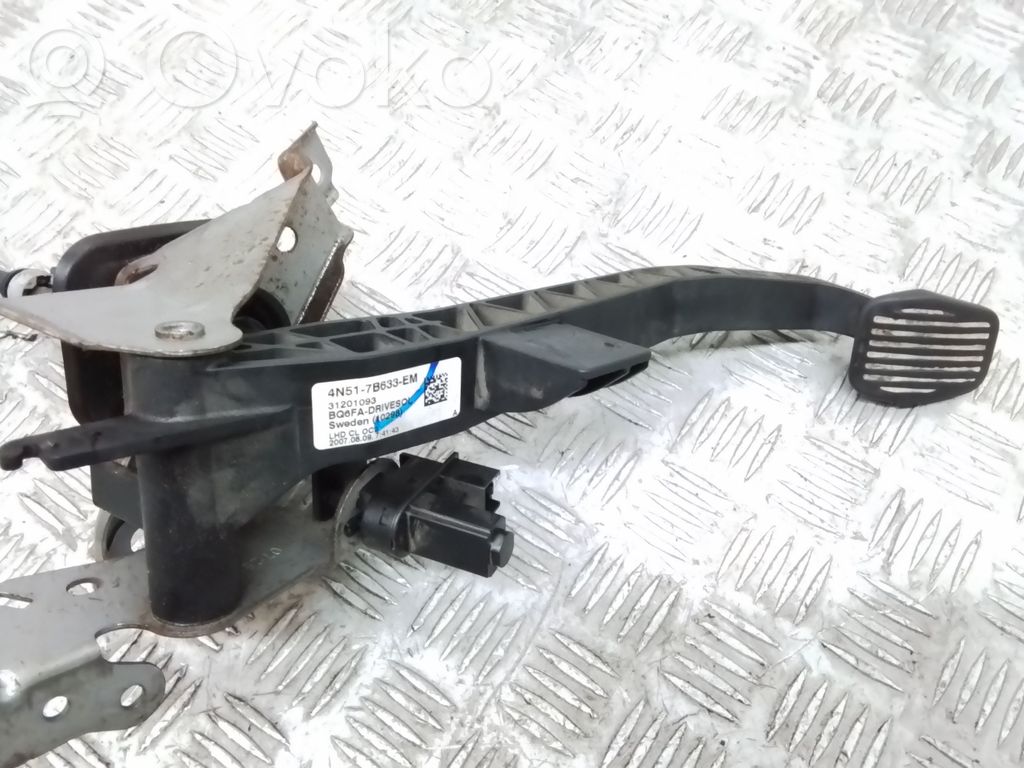 Volvo C30 Pedał sprzęgła 