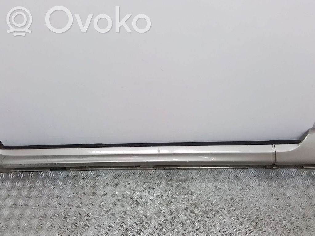 Volvo V70 Slenkstis 