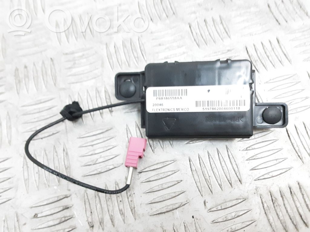 Chrysler Pacifica Aerial antenna amplifier 