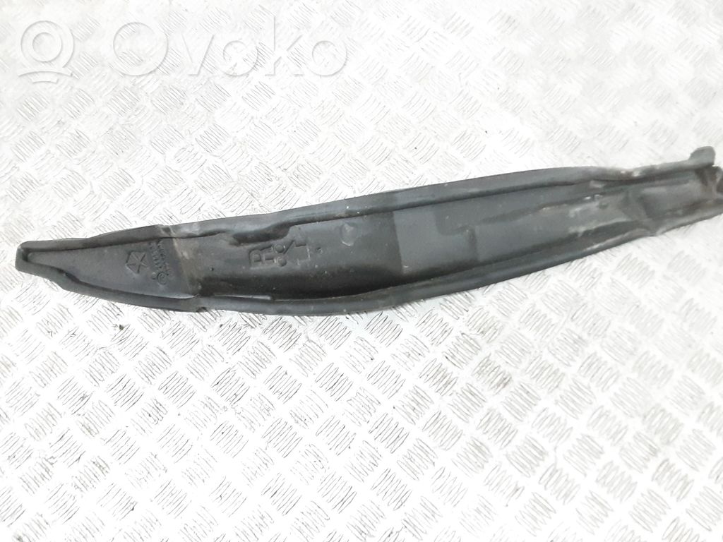 Chrysler Pacifica Putoplastas sparno 