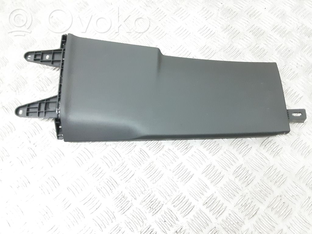 Seat Leon (5F) B-pilarin verhoilu (alaosa) 