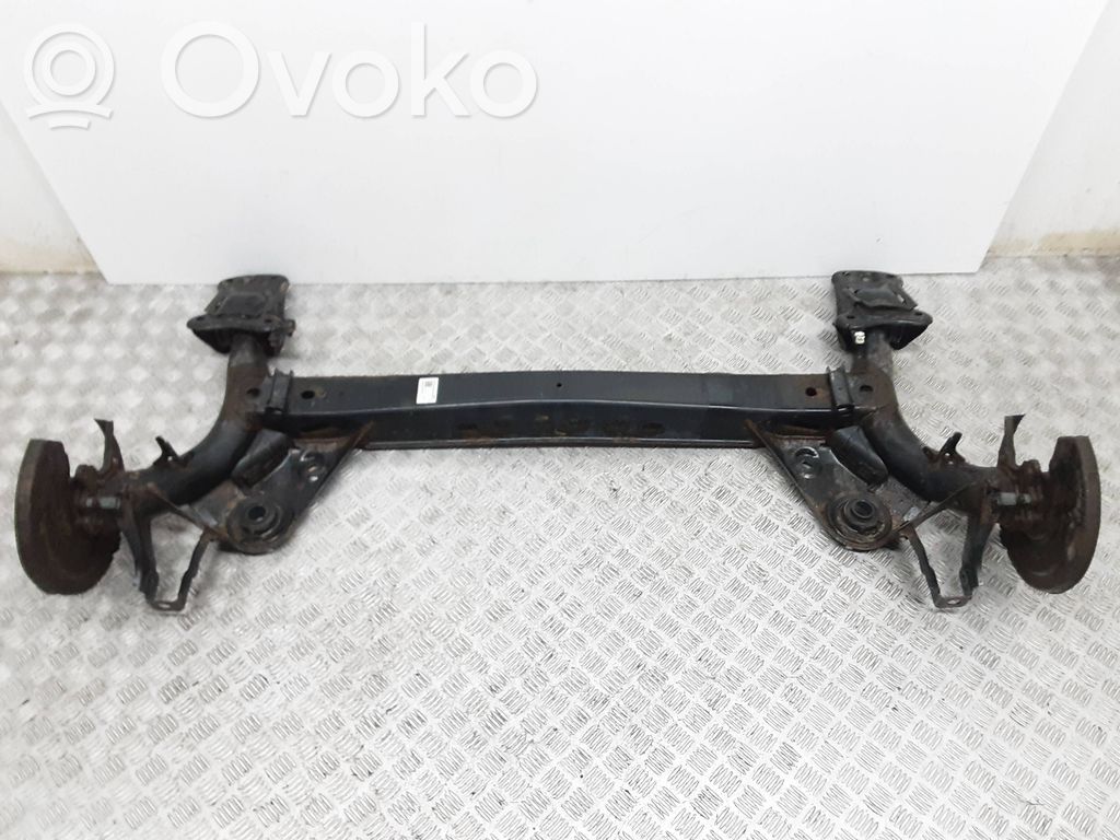 Volkswagen Golf VII Belka osi tylnej 
