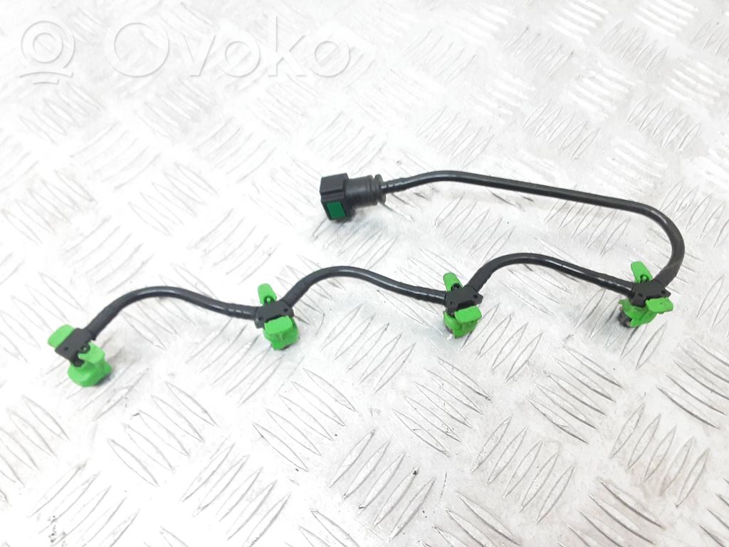 Fuel return line/hose