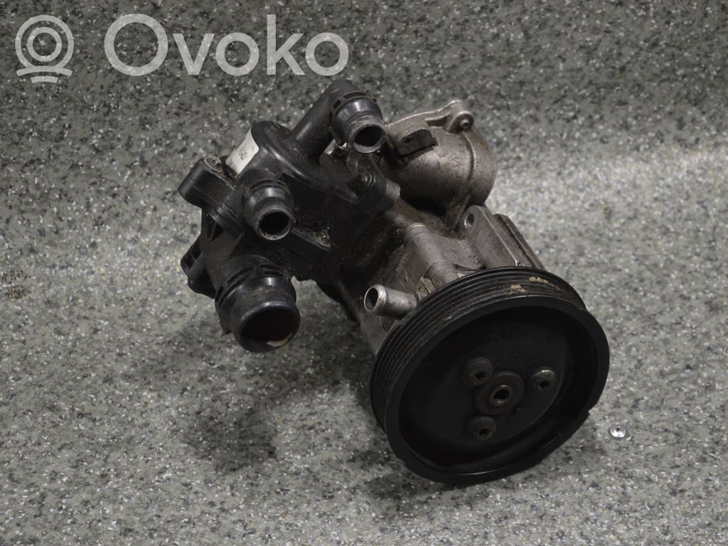 BMW 3 E46 Power steering pump 