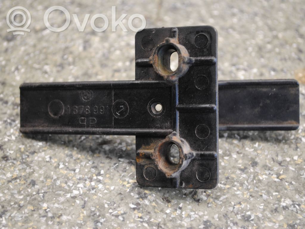 BMW 3 E30 Otros repuestos del interior 
