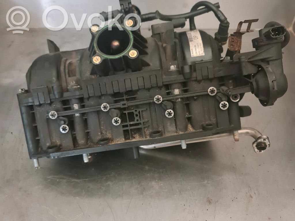 Opel Corsa D Colector de admisión 