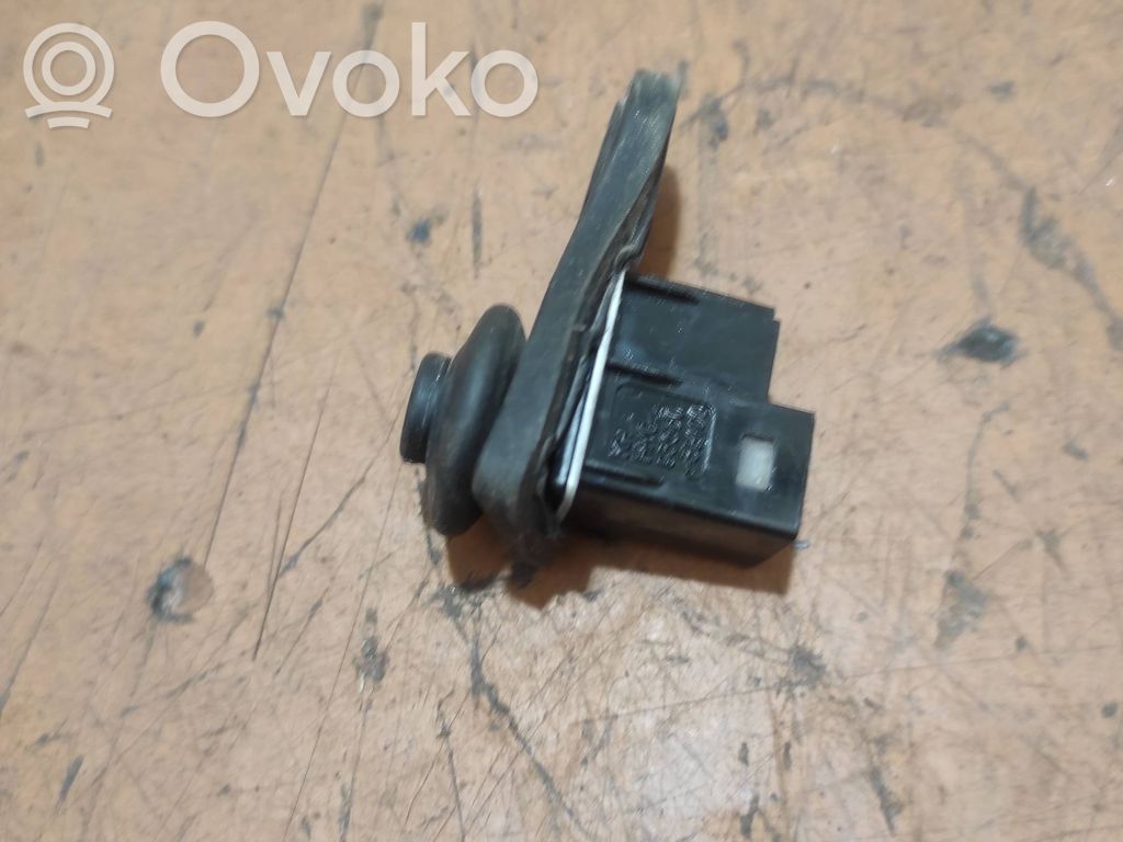 Front door sensor   93560,3B100