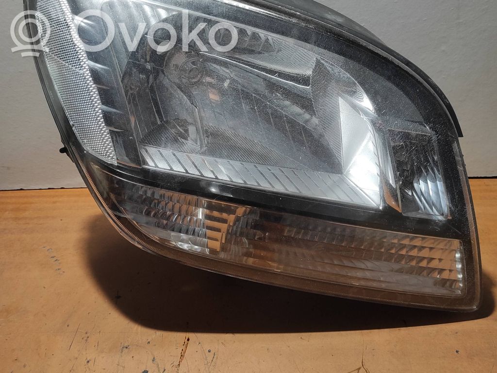 Chevrolet Orlando Lampa przednia 